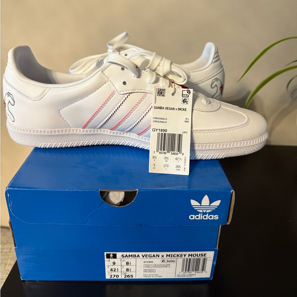 Adidas Samba Sneakers
